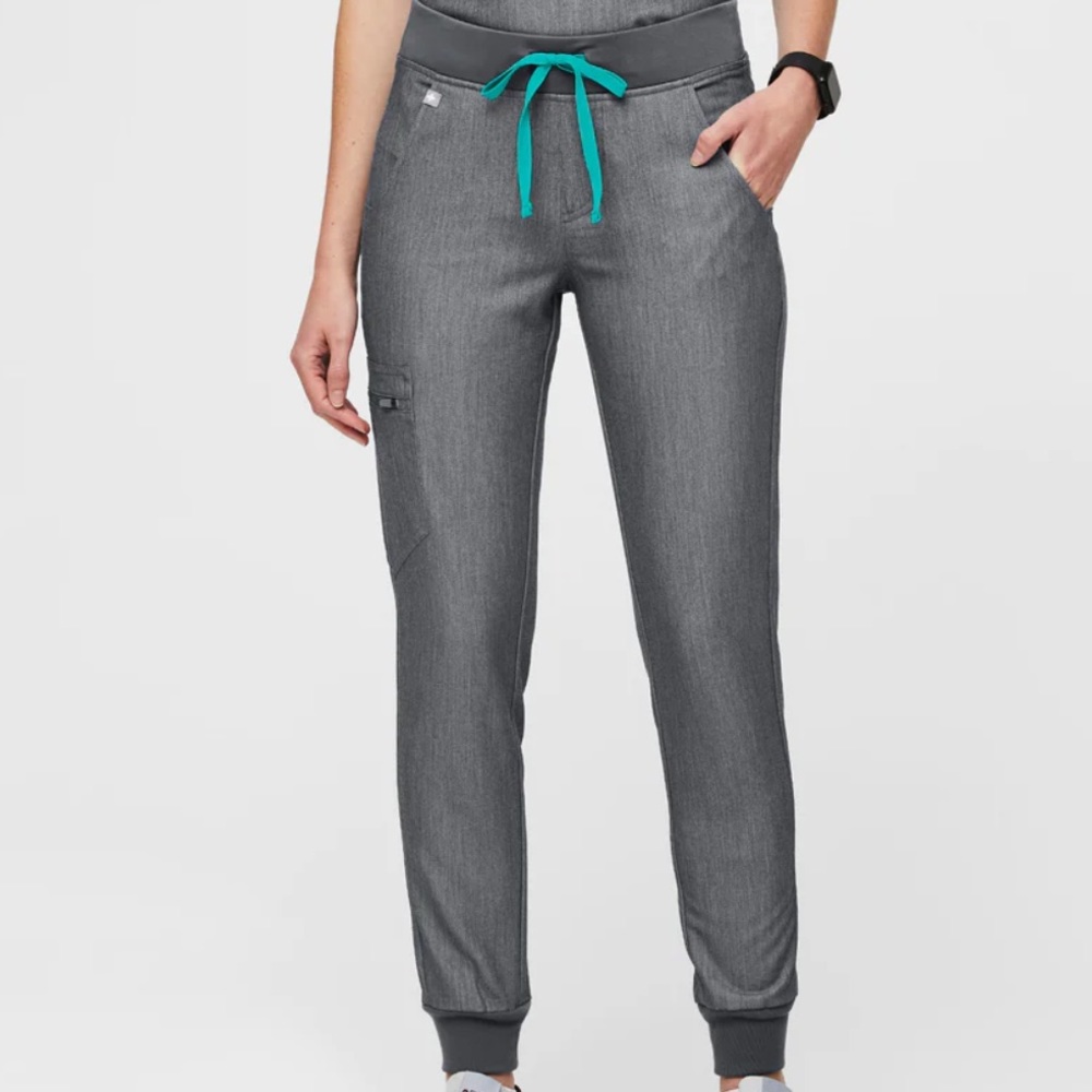 Grey graphite figs set